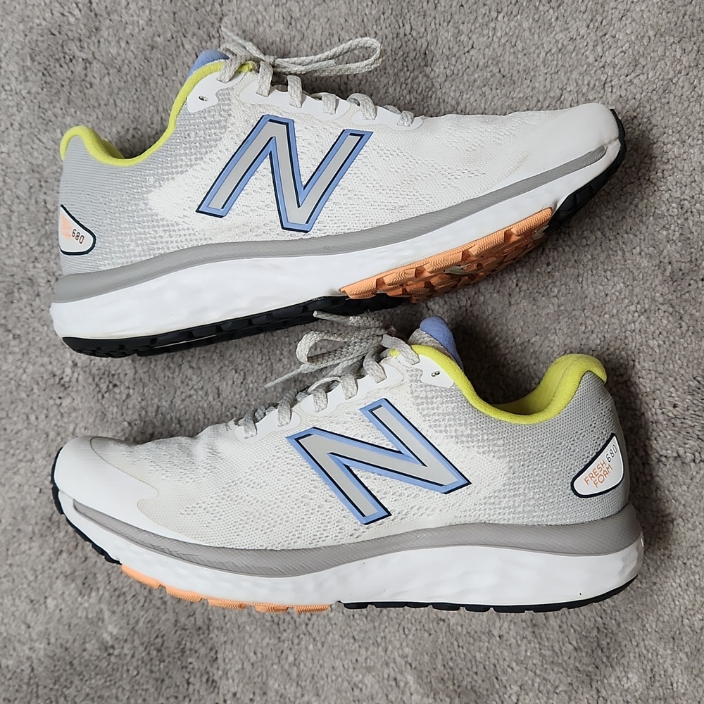 New Balance Running Sneakers Fresh Foam White/Grey Sz 7.5 - Picture 4 of 11